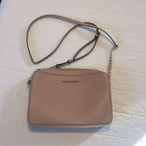 MICHAEL KORS CROSSBODY